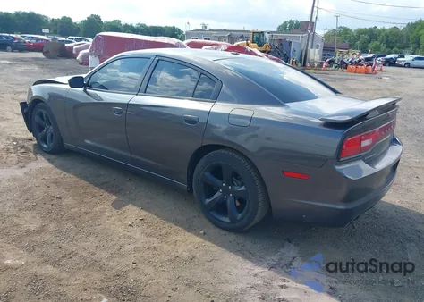2013 Dodge Charger R/T из США, поврежденный, VIN 2C3CDXCTXDH570691